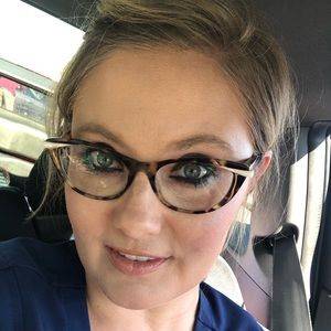 Meet your Posher, Stacey